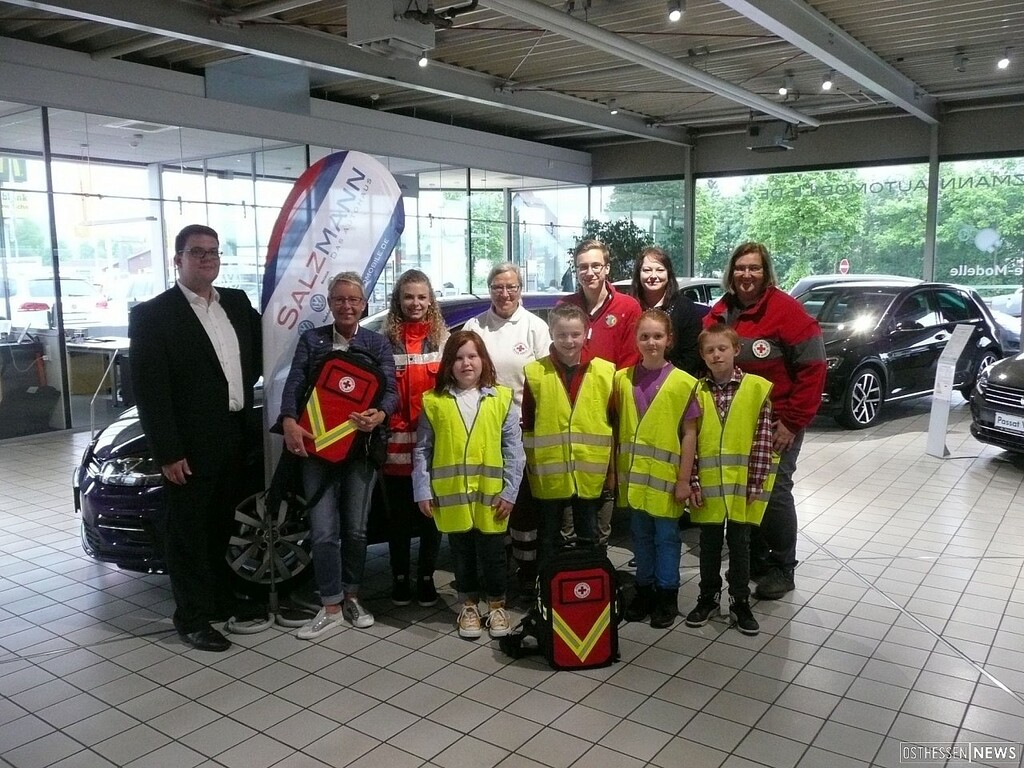 Autohaus Salzmann unterstützt Schulsanitätsdienst - BAD HERSFELD -  Osthessen|News