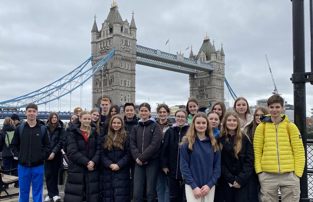GSO student group explores country and people in Great Britain // East Hesse|News