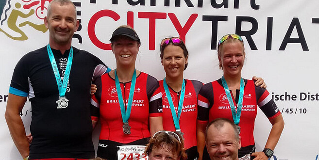 Manuel Bucher, Andrea Dietl, Sabine Stadler, Nadine Quell-Trabert (hinten von links), Alexandra Ortwein, Evelyn Daemen, Hendrik Daemen (vorne von links). Es fehlen: Tom Eggerstedt, Jonas Pfennig, Tobias Hälbig.