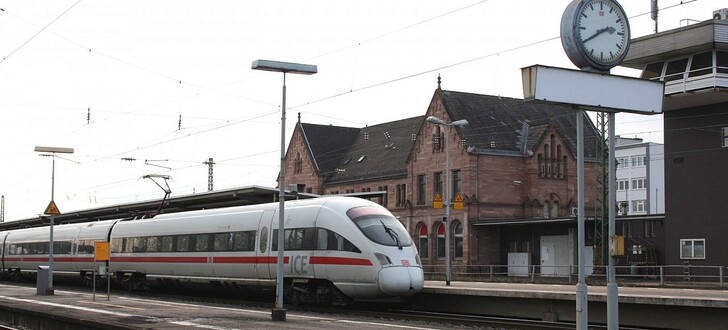 Bad Hersfeld soll nicht abgehängt und der ICE-Halt am derzeitigen Bahnhof erhalten bleiben, fordert das Aktivbündnis Waldhessen.