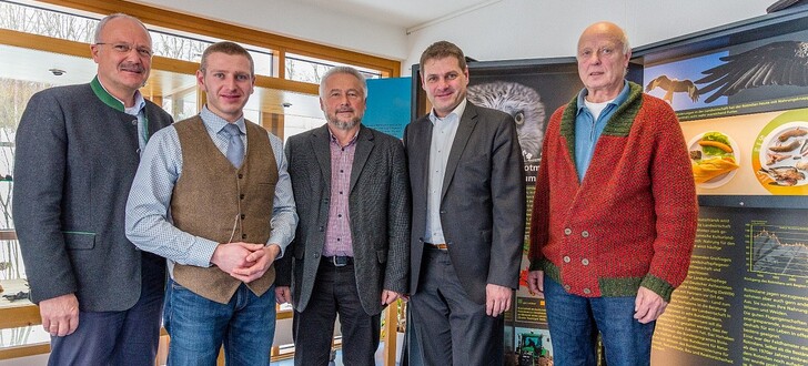 Von links: Manfred Helfrich (BM Poppenhausen), Steffen Korell (BM Gersfeld), Hubert Blum (BM Hilders), Markus Röder (BM Hofbieber) und Hubert Hocke (Gemeindevorstand Ehrenberg)